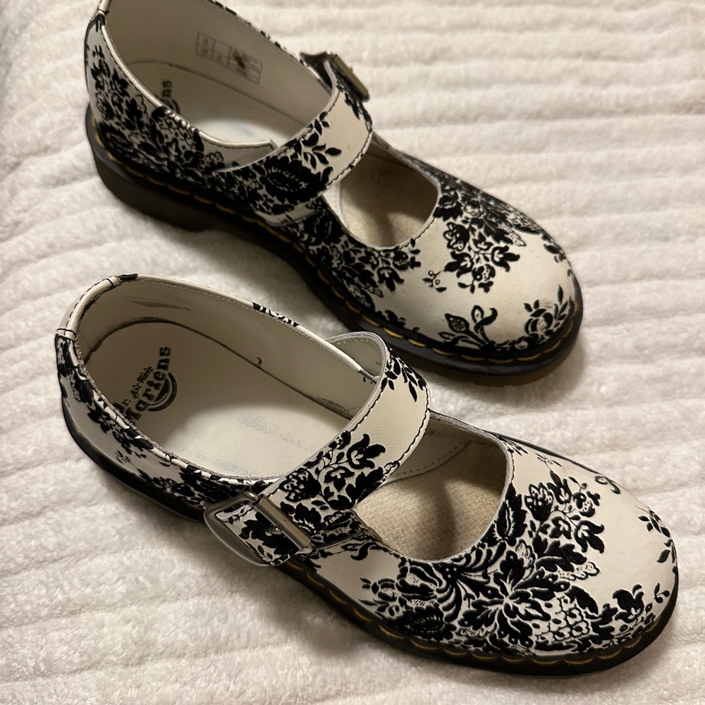 Dr. Martens size 8 Mary Jane’s.